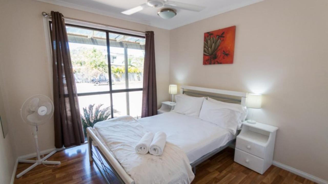 Sunbird On Corica Villa Horseshoe Bay Exterior photo